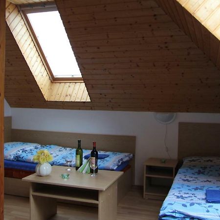 Penzion Brejk Liptovske Sliace Экстерьер фото