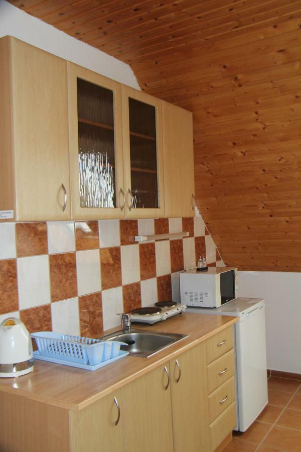 Penzion Brejk Liptovske Sliace Экстерьер фото